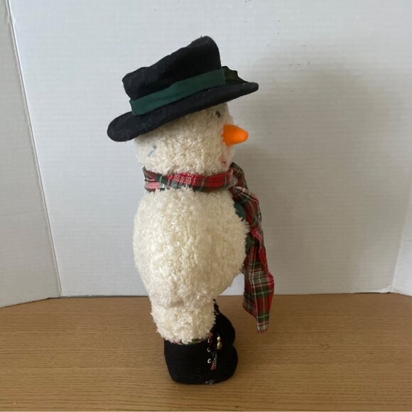 Overly-Raker Cole The Snowman Plush Designer Artisan w Hat Scarf Bell Shoes 1998 - Picture 4 of 10